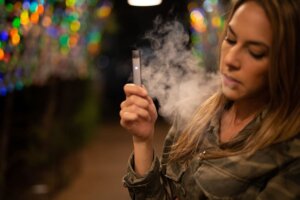 Как работает одноразовая электронная сигарета
